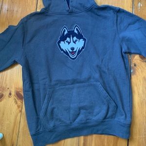 Grey UCONN hoodie